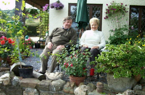 File:2002-07 - Dan Griffiths.gif