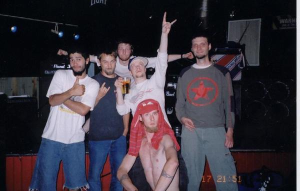 File:Reddevilwithtugnut.jpg
