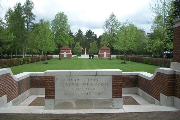 File:CVWM 715416.jpg