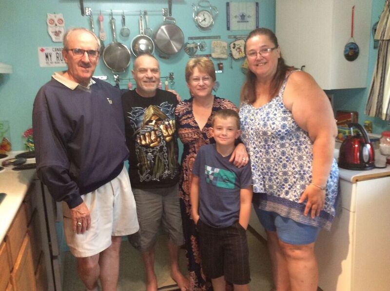 File:DougHermistonFamily2019.jpg