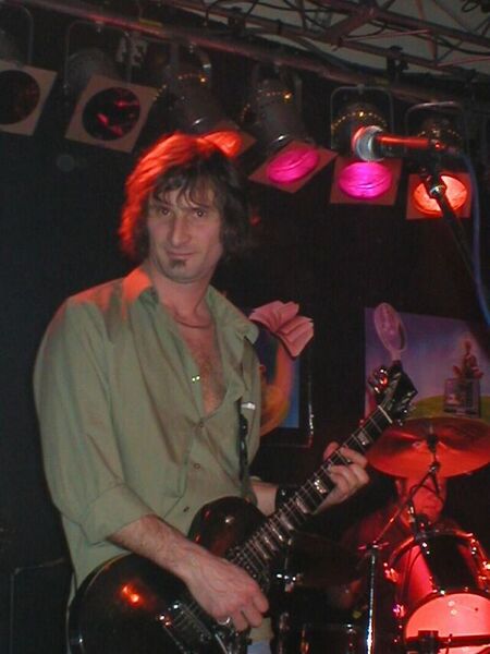 File:Joeleonowensqed2005.jpg